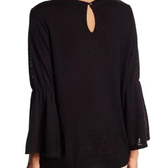 Sanctuary Women's Bell Sleeve Crew Neck Pullover Knit Blouse Size M Black - Picture 3 of 9